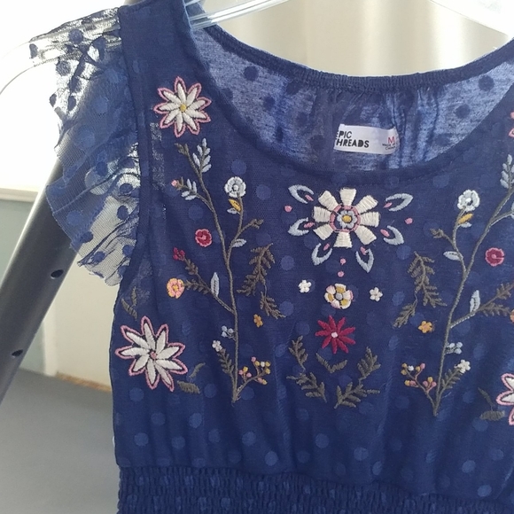 Spring dress - Picture 3 of 4